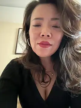 anna yngs online show from March 2026 07:05:01 AM