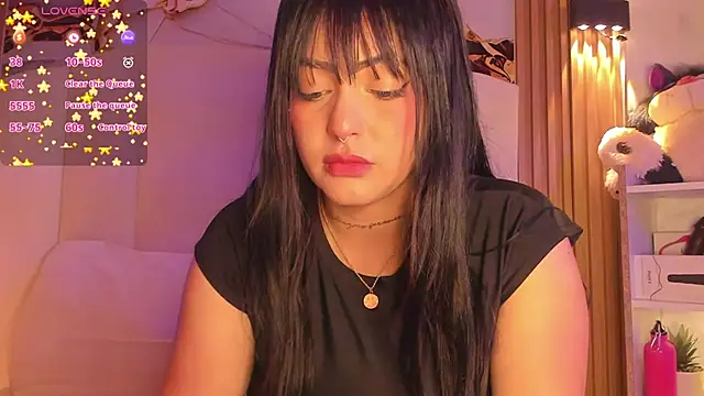 Snapshot of AgathaAtenea chatting on November 2025 06:39:01 PM AgathaAtenea online show from November 2025 06:39:01 PM