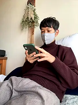 tom19899q online show from November 2025 11:48:01 PM