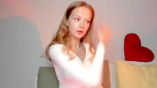 Kara smalltits online show from May 2026 11:30:02 AM