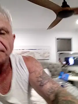 iamthepublickmasterbater online show from September 2025 08:52:02 PM