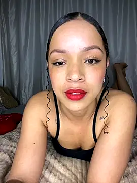 Yasmin777  online show from November 2025 11:03:01 PM