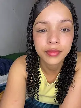 Yasmin777  online show from June 2026 07:20:01 PM
