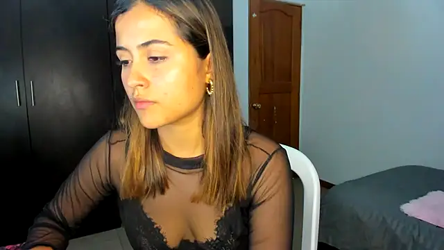 Snapshot of Ana__Pink chatting on October 2025 11:45:02 PM Ana Pink online show from October 2025 11:45:02 PM