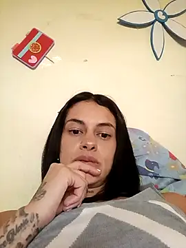 Snapshot of Akasha001 chatting on September 2025 10:15:02 PM Akasha001 online show from September 2025 10:15:02 PM