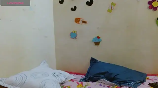 Snapshot of Akasha001 chatting on November 2025 11:22:01 AM Akasha001 online show from November 2025 11:22:01 AM