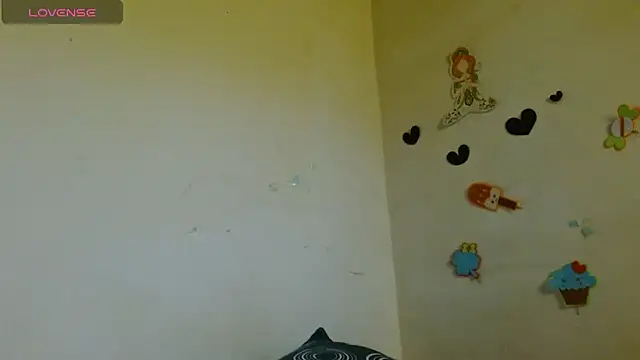 Snapshot of Akasha001 chatting on November 2025 08:31:01 PM Akasha001 online show from November 2025 08:31:01 PM