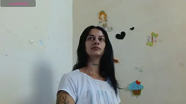 Snapshot of Akasha001 chatting on November 2025 12:38:01 PM Akasha001 online show from November 2025 12:38:01 PM