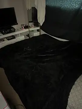 1n0nlythroat online show from October 2025 03:38:02 PM