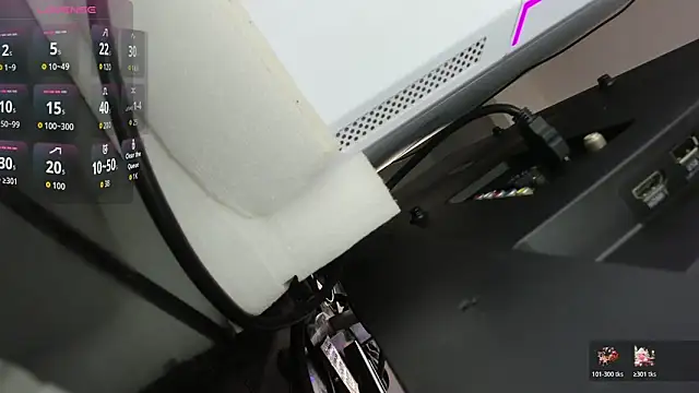 Snapshot of blue_wxw chatting on December 2025 05:50:02 AM blue wxw online show from December 2025 05:50:02 AM