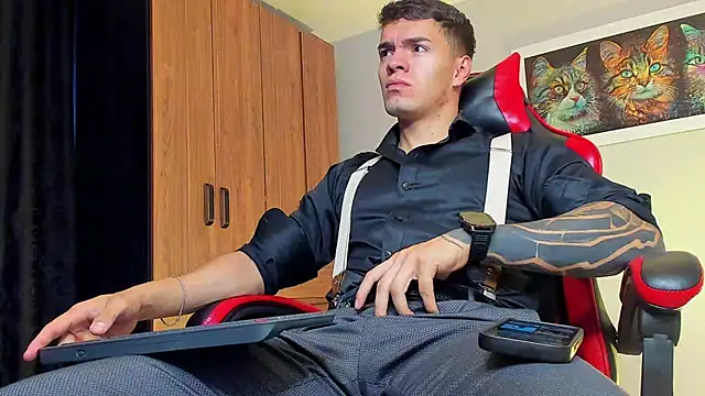 ALPHA DOMINUS  online show from November 2025 04:03:01 AM