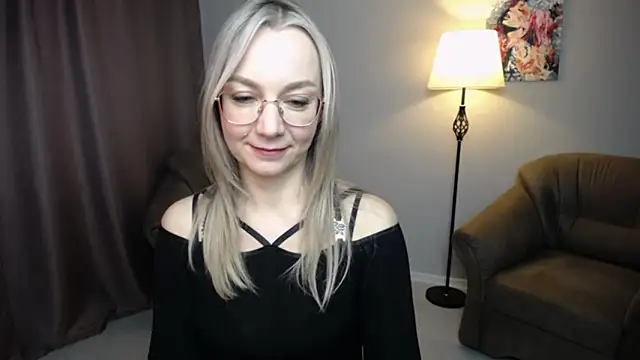 Ava Elior online show from January 2026 12:10:01 PM