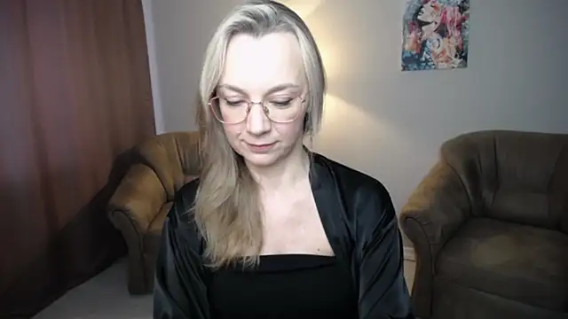 Ava Elior online show from July 2026 11:40:01 AM