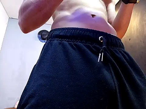 Snapshot of jhonny_thes28 chatting on October 2025 04:04:02 PM jhonny thes28 online show from October 2025 04:04:02 PM