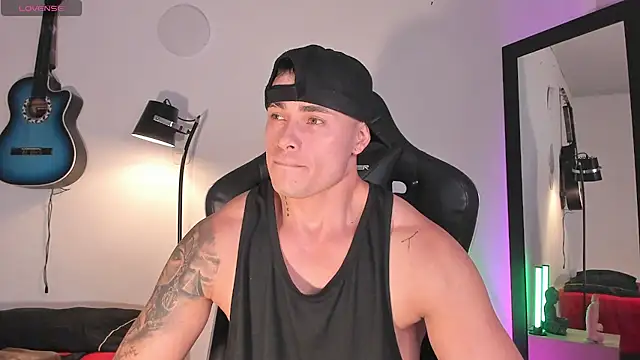 Snapshot of connorsmiith chatting on June 2026 12:48:02 AM connorsmiith online show from June 2026 12:48:02 AM