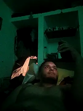 Snapshot of Hotguys111 chatting on September 2025 06:13:01 AM Hotguys111 online show from September 2025 06:13:01 AM