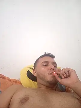 Snapshot of Hotguys111 chatting on October 2025 05:11:02 AM Hotguys111 online show from October 2025 05:11:02 AM