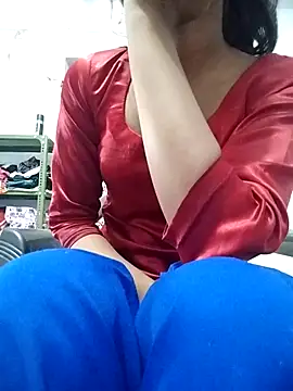 Snapshot of Naina_04 chatting on November 2025 10:47:02 AM Naina 04 online show from November 2025 10:47:02 AM