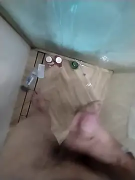 Snapshot of Pio185 chatting on October 2025 09:16:01 PM Pio185 online show from October 2025 09:16:01 PM