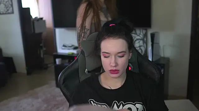 Snapshot of lis_silver chatting on January 2026 08:19:02 AM lis silver online show from January 2026 08:19:02 AM