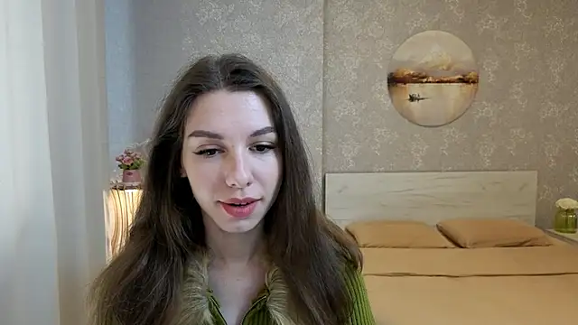 Snapshot of KellyShines chatting on April 2026 08:09:02 AM KellyShines online show from April 2026 08:09:02 AM