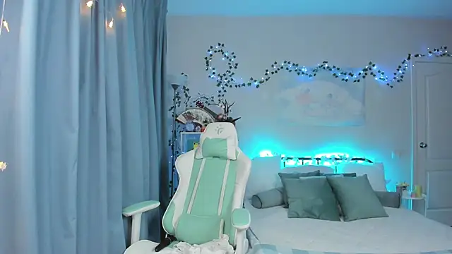 Snapshot of Zoe_Vee chatting on March 2026 03:19:01 AM Zoe Vee online show from March 2026 03:19:01 AM