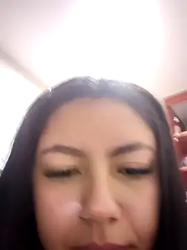 Megara 25 online show from December 2025 11:08:02 AM