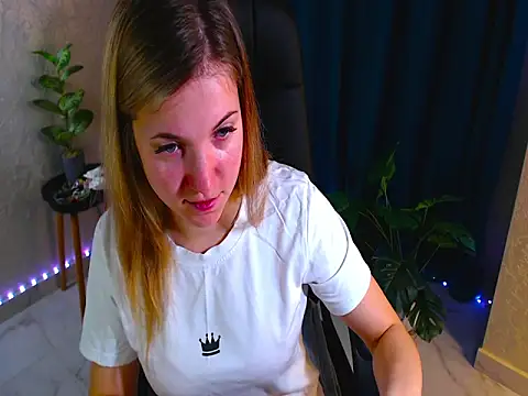 Snapshot of arlana_klart chatting on October 2025 07:47:02 AM arlana klart online show from October 2025 07:47:02 AM