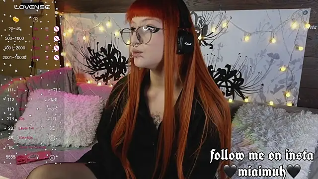 Snapshot of mia__yui chatting on November 2025 11:10:02 PM mia yui online show from November 2025 11:10:02 PM