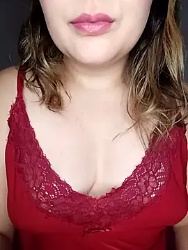 morenaq online show from November 2025 04:46:02 AM