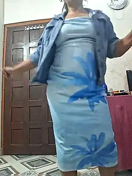 Snapshot of SIMIHOT chatting on October 2025 03:24:02 PM SIMIHOT online show from October 2025 03:24:02 PM