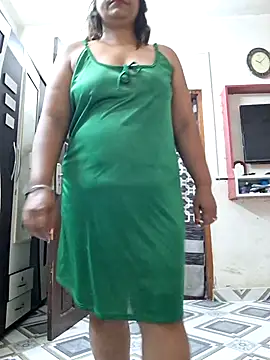 Snapshot of SIMIHOT chatting on June 2026 04:24:02 PM SIMIHOT online show from June 2026 04:24:02 PM