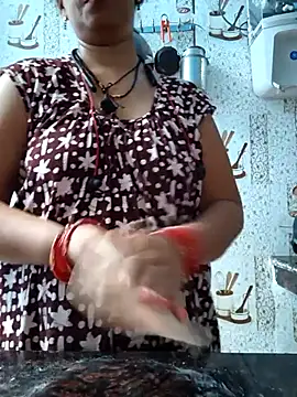 Snapshot of Sonalihot_ chatting on June 2026 02:12:02 AM Sonalihot online show from June 2026 02:12:02 AM