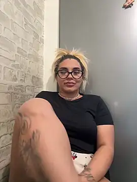 Princess-Jasmine07 online show from April 2026 03:20:01 PM