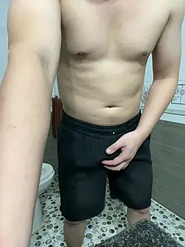 xxDepzaixx online show from July 2026 05:37:01 PM