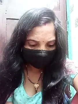 Payal-001 online show from November 2025 01:02:01 PM