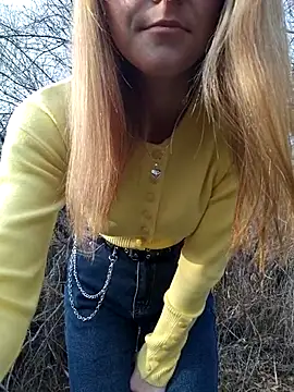 Snapshot of YOOUR_EVAA chatting on November 2025 08:58:02 AM YOOUR EVAA online show from November 2025 08:58:02 AM