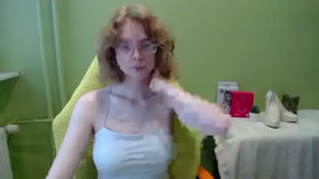 juicyPenny online show from November 2025 07:36:02 AM