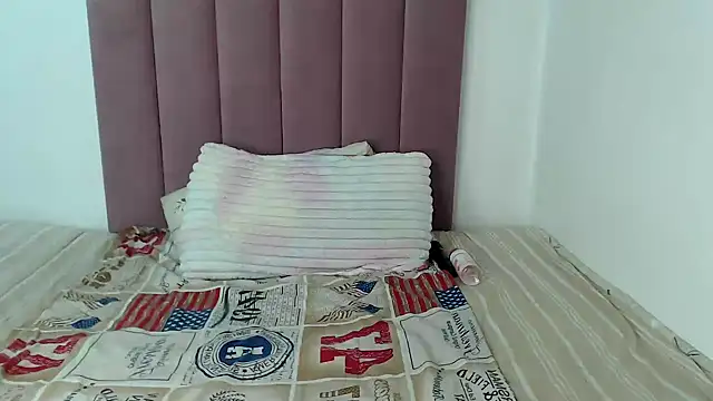 Abby 108 online show from October 2025 06:59:01 PM