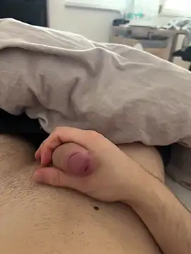 yourfavDick02 online show from March 2026 02:39:02 PM