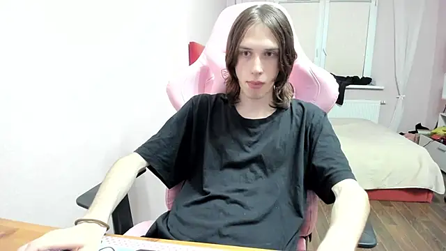 Snapshot of eleganc3 chatting on October 2025 07:25:02 PM eleganc3 online show from October 2025 07:25:02 PM