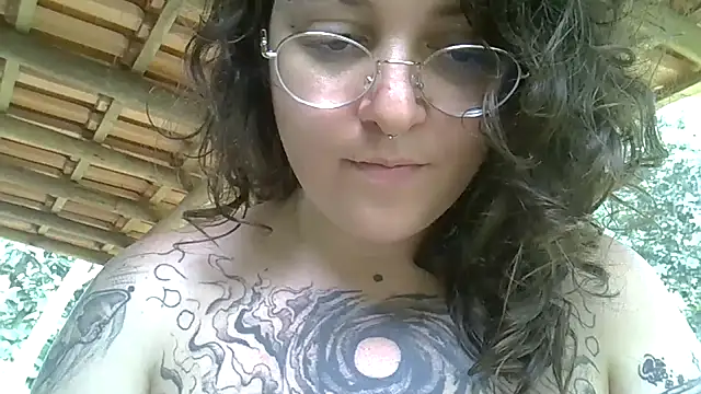 Snapshot of Blue_Liz chatting on December 2025 02:59:01 PM Blue Liz online show from December 2025 02:59:01 PM