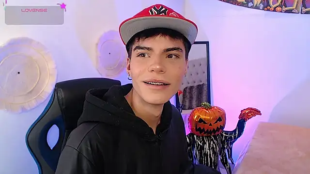 Dulcey  online show from October 2025 04:58:01 AM