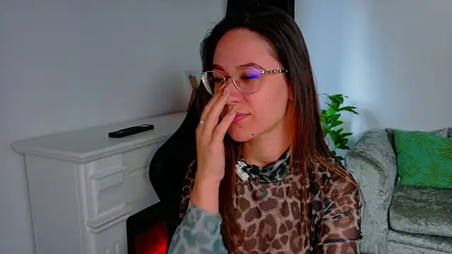 Snapshot of EvaBllake chatting on February 2026 06:17:01 AM EvaBllake online show from February 2026 06:17:01 AM