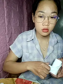 Maimai00 online show from December 2025 04:22:01 AM