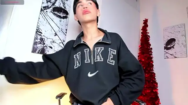 Jim twink online show from December 2025 07:42:02 PM