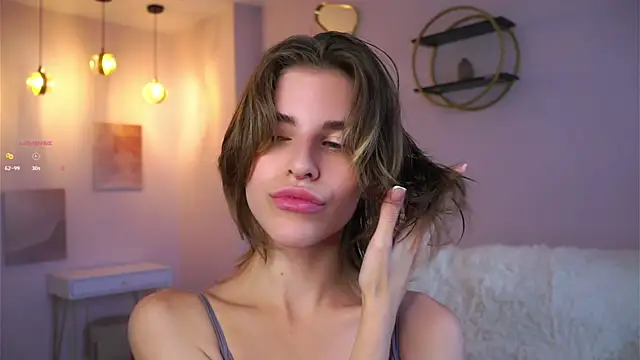 Snapshot of EleneButton chatting on September 2025 01:40:01 AM EleneButton online show from September 2025 01:40:01 AM