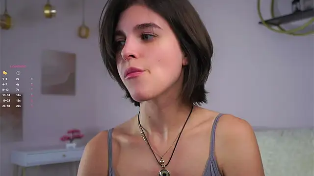 Snapshot of EleneButton chatting on November 2025 01:15:01 AM EleneButton online show from November 2025 01:15:01 AM