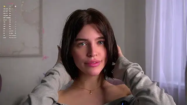 Snapshot of EleneButton chatting on March 2026 01:12:02 AM EleneButton online show from March 2026 01:12:02 AM