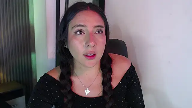 Bonnali lune online show from January 2026 10:47:02 PM